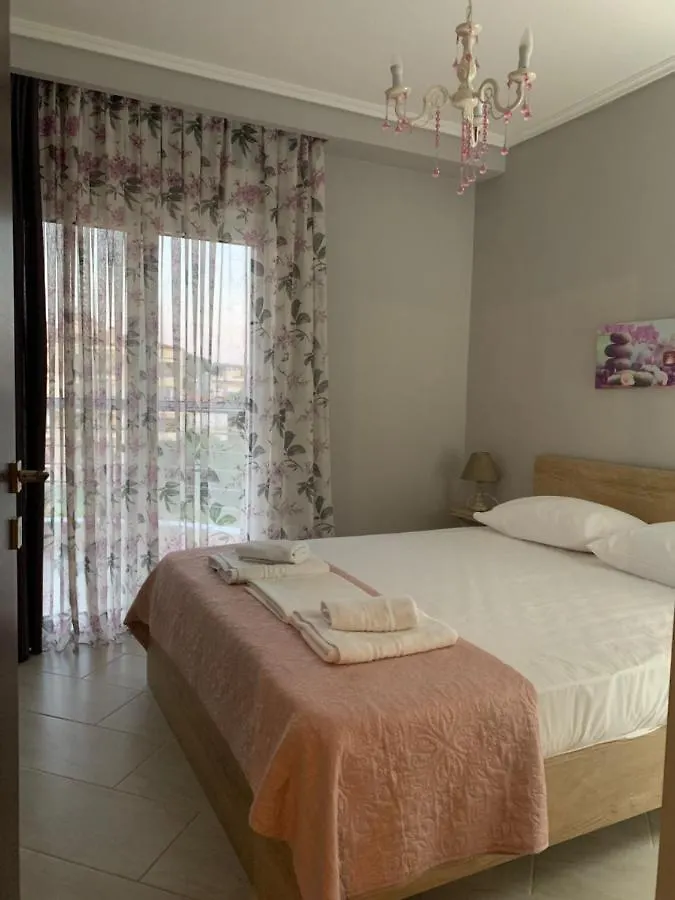 Pearl House Skg Apartment Neo Epivates
