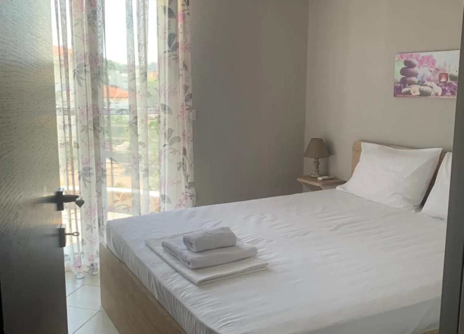 Pearl House Skg Apartment Neo Epivates